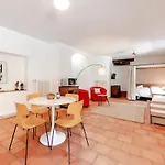 Apartman Chateau De Salamon - Privee Réquista
