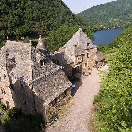 Chateau De Salamon - Privee شقة