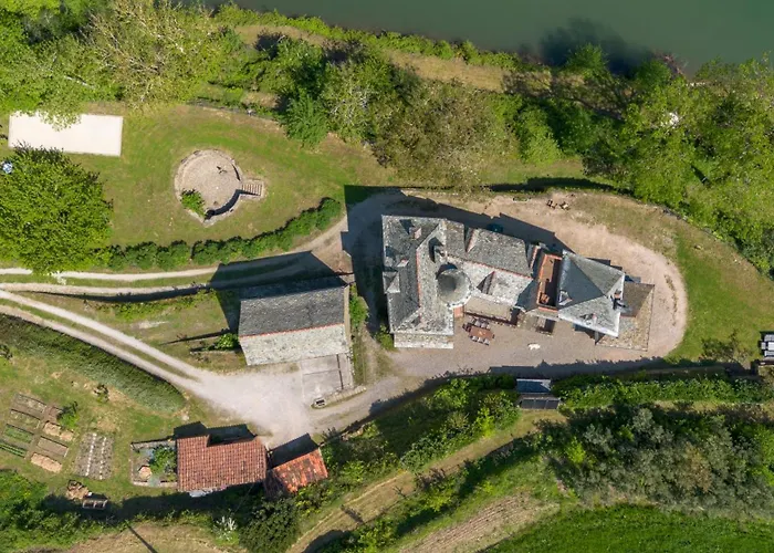 Chateau De Salamon - Privee Réquista