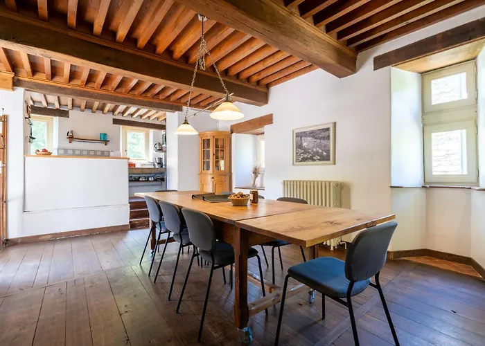 Chateau De Salamon - Privee شقة *