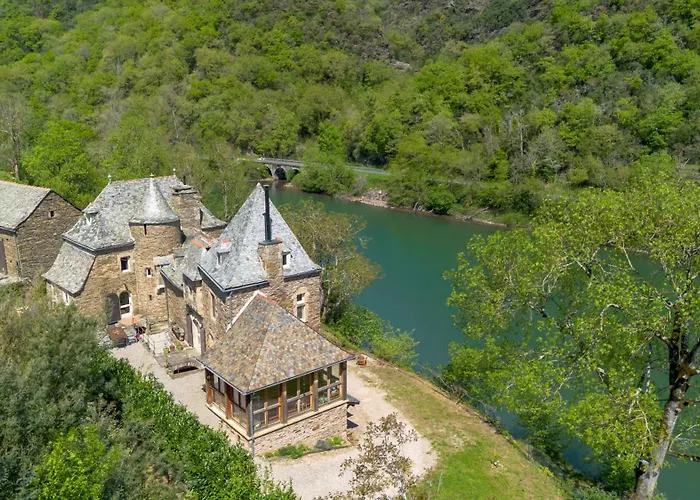 Chateau De Salamon - Privee * Réquista