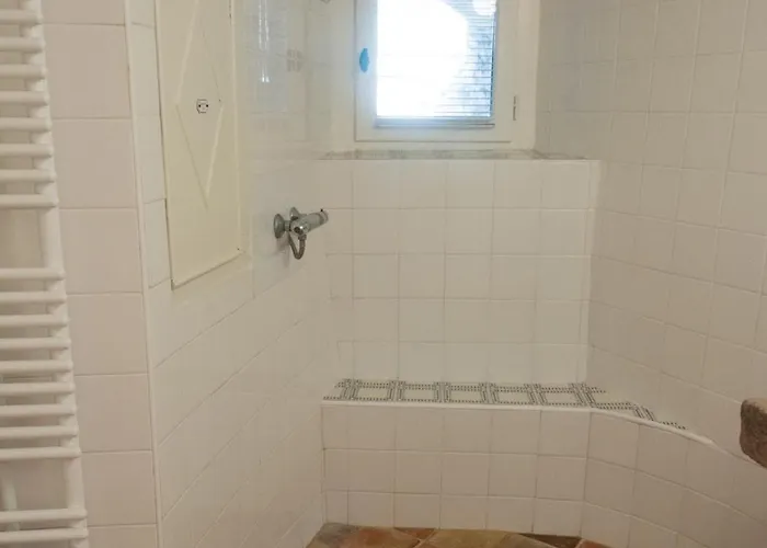 Chateau De Salamon - Privee شقة