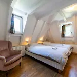Chateau De Salamon - Privee Apartment *