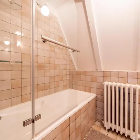 Château De Salamon - Privée Réquista