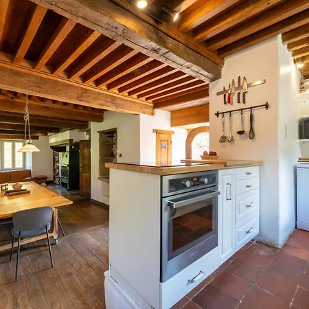 Chateau De Salamon - Privee Apartment